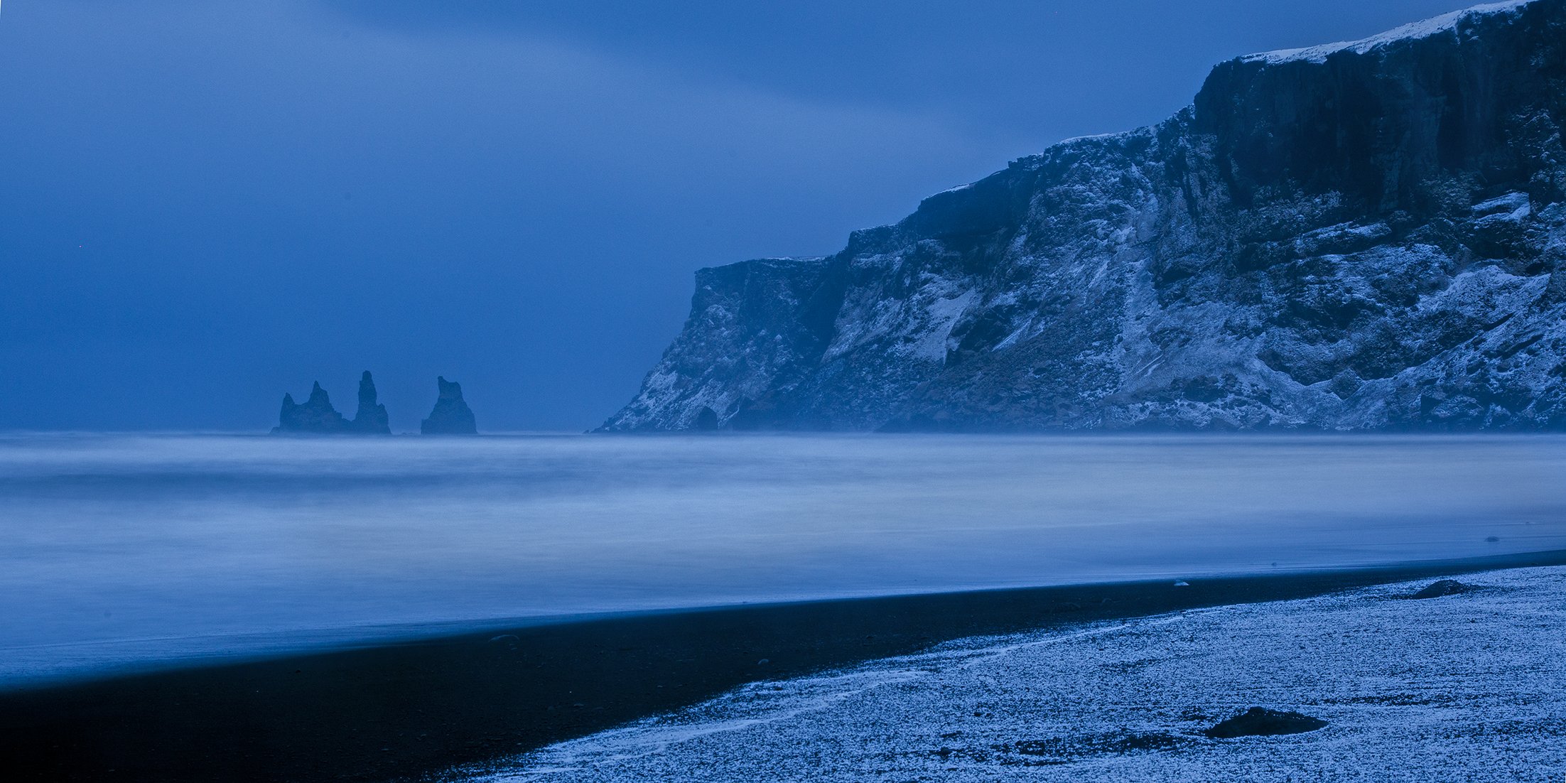 vic islande océan atlantique océan roches montagnes côte