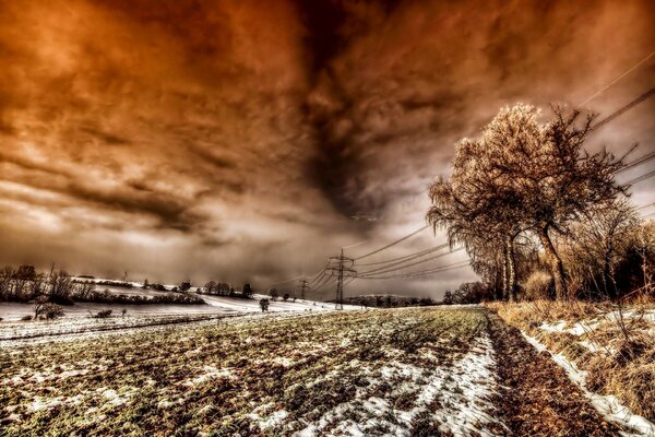 La prima neve del tardo autunno