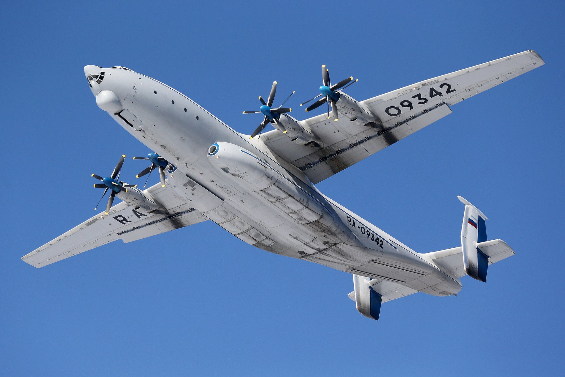 an-22 antey turboelica aereo da trasporto di volo