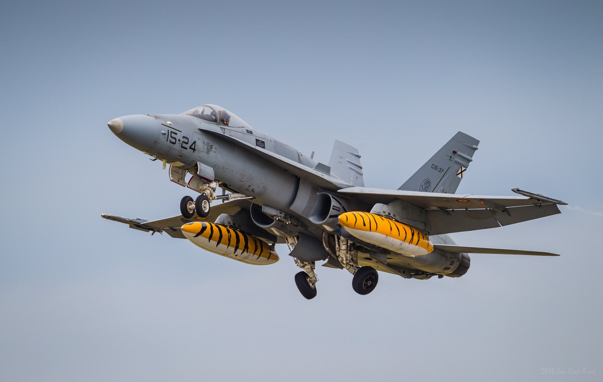 mcdonnell douglas f / a-18 calabrone caccia basato sul ponte