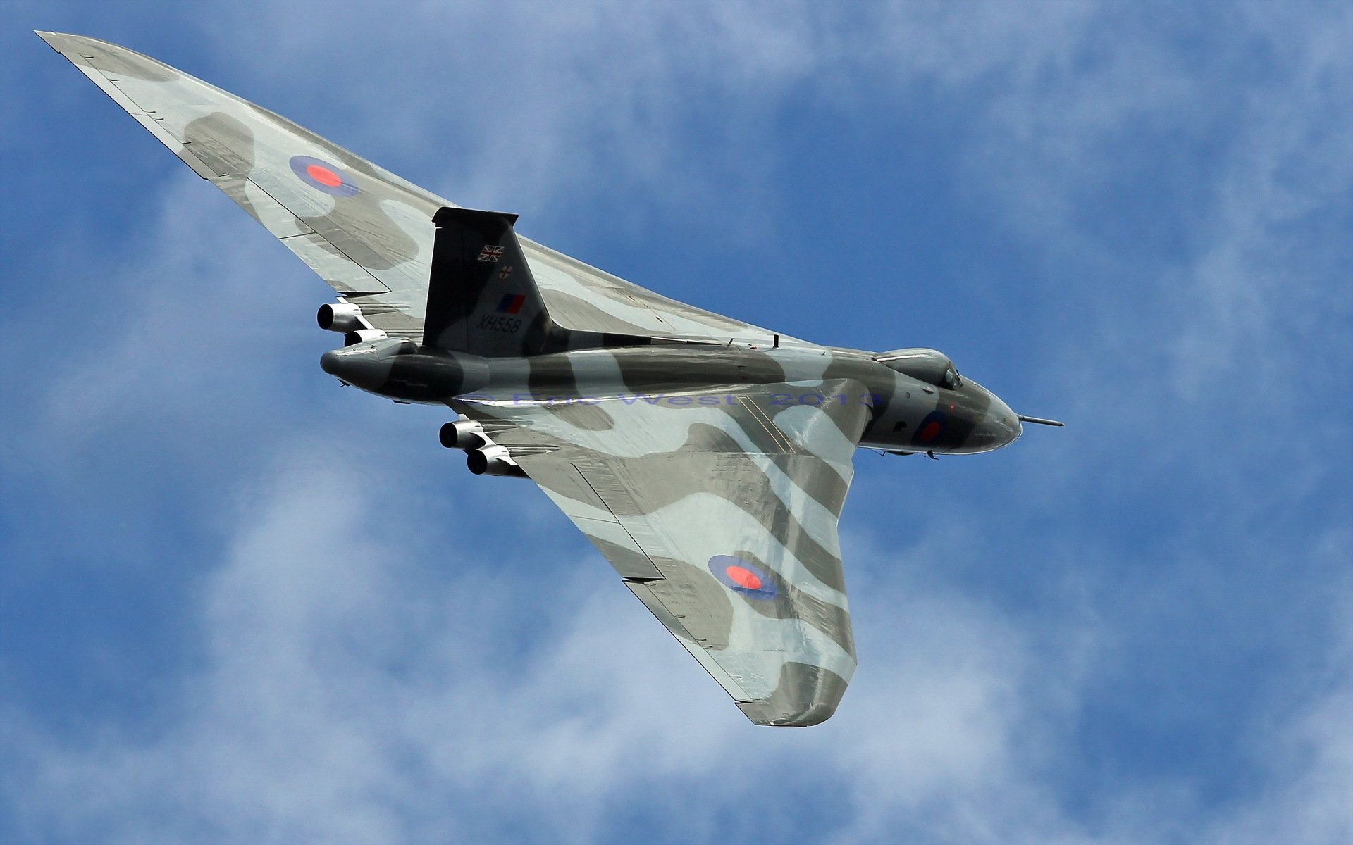 avro vulcan samolot broń