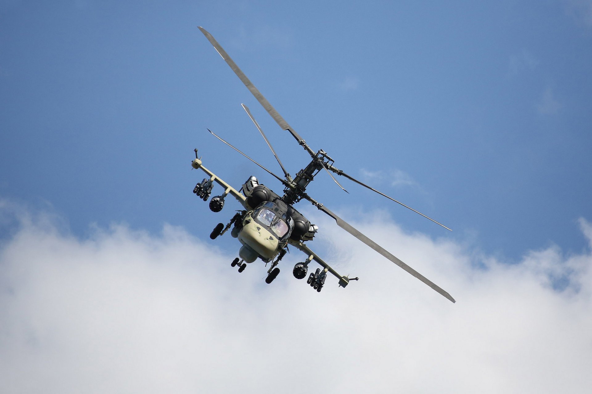 ka-52 aligator rosyjski szok ostrza niebo chmury