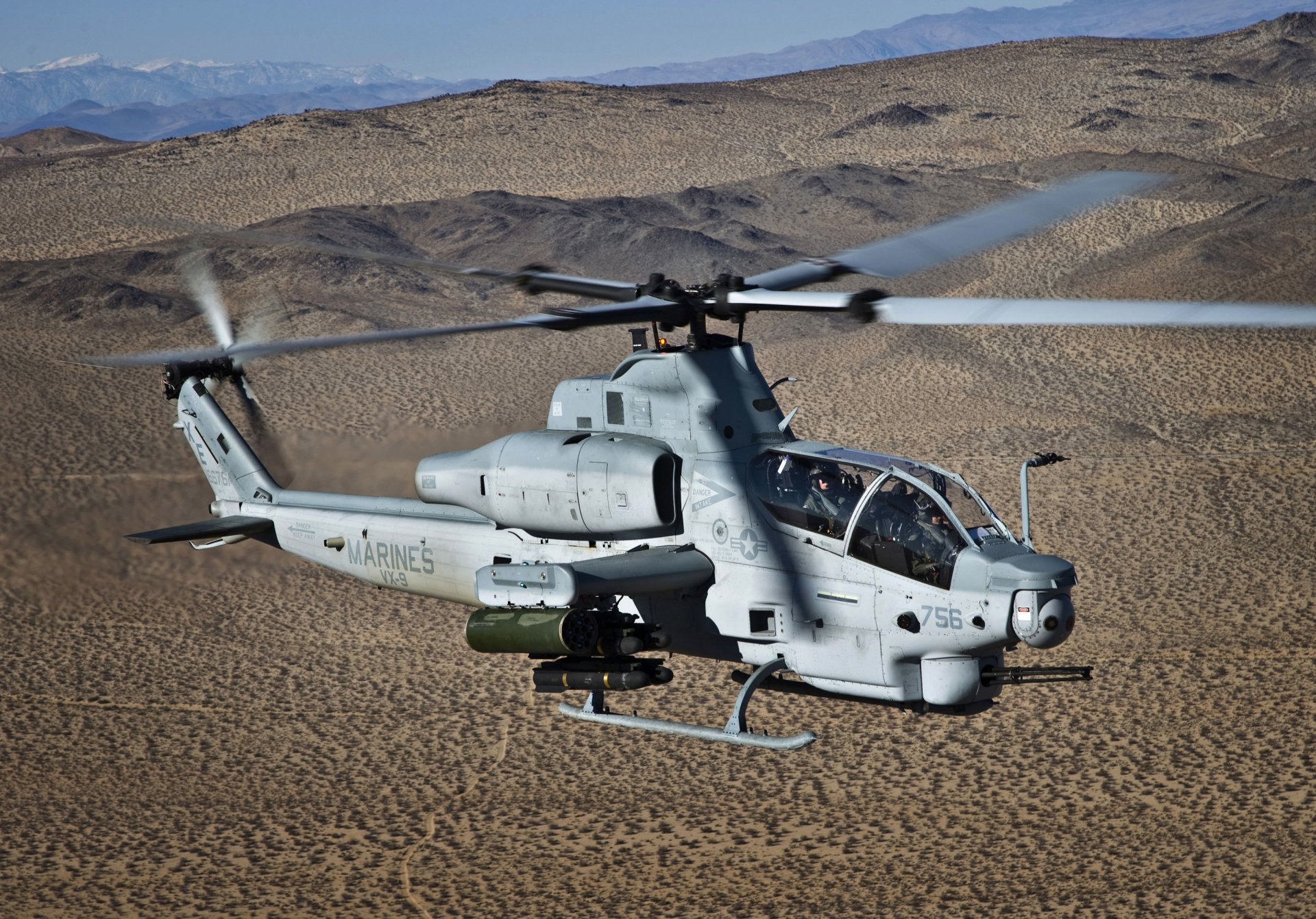 campana ah-1z víbora viper ataque helicóptero vuelo