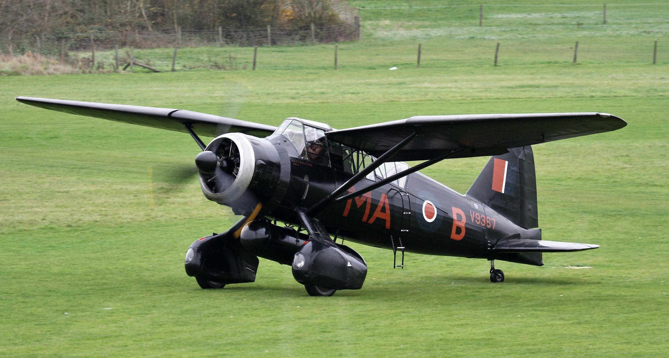 flugplatz feld lysander iiia britischer taktischer scout und kommunikationsflugzeug ww2