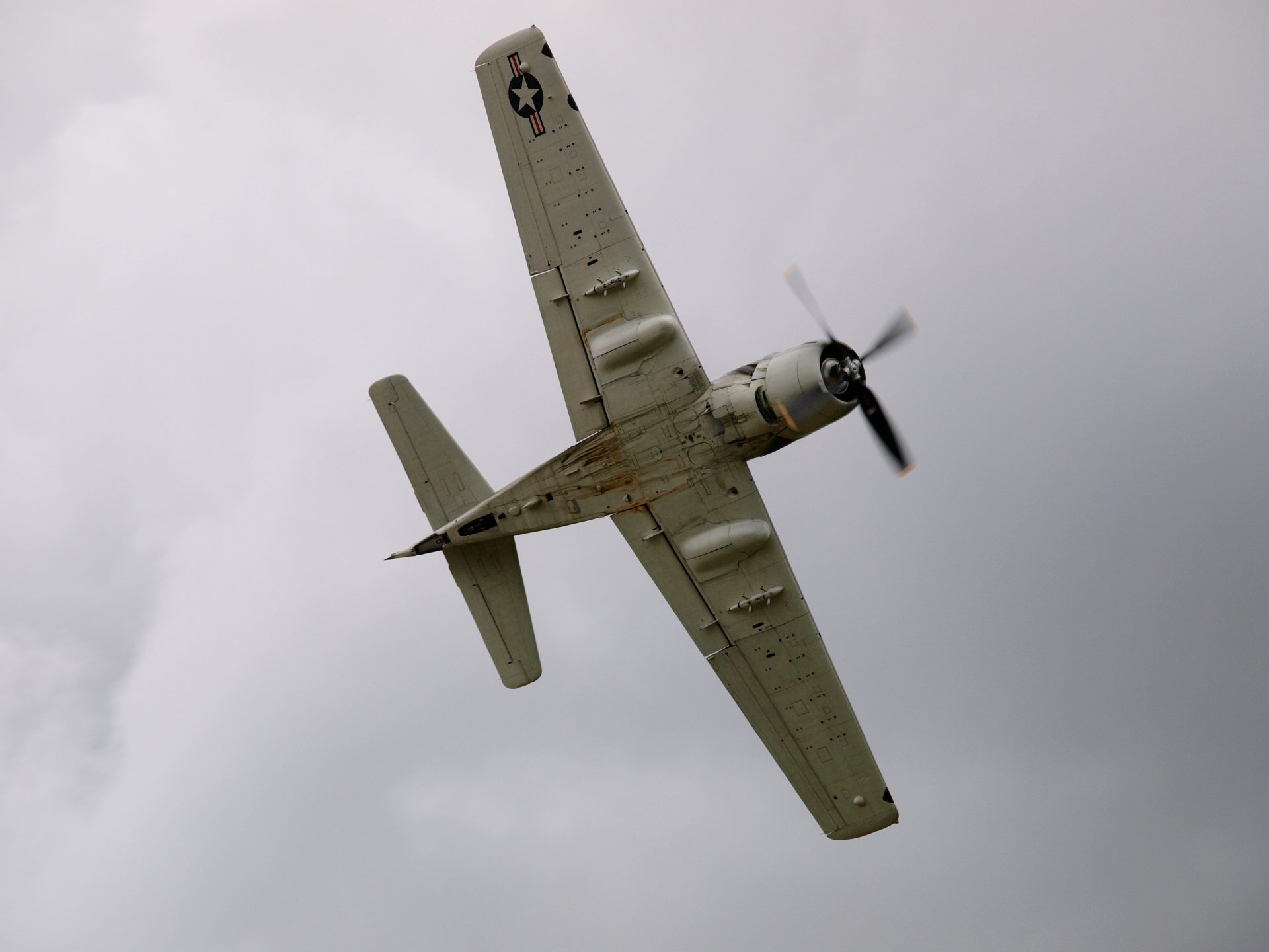 douglas a-1 skyraider douglas a-1 skyraider; avión de ataque estadounidense