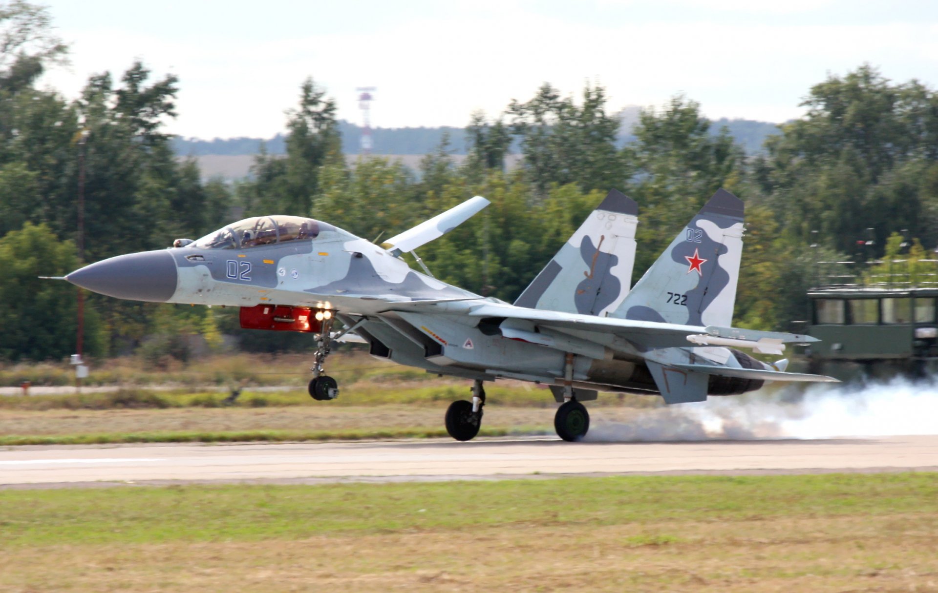 su-30 mki chasseur polyvalent armée de l air russe décollage