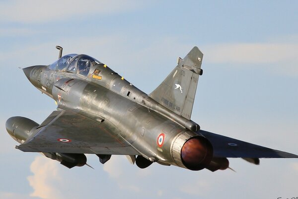 Avión militar Mirage 2000