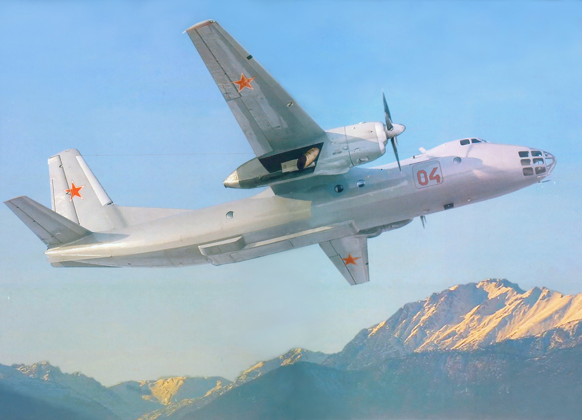 cielo an-30 soviética avión aéreo vigilancia y fotografía aérea conjunto altitud montañas picos nieve