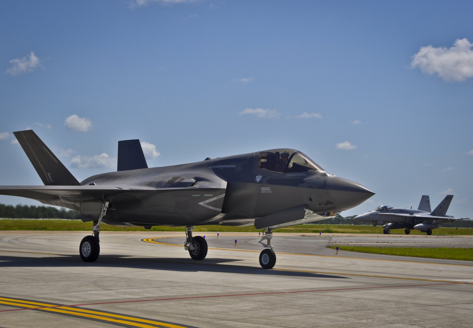 f-35 lightning ii cazabombarderos fuerza aérea de estados unidos