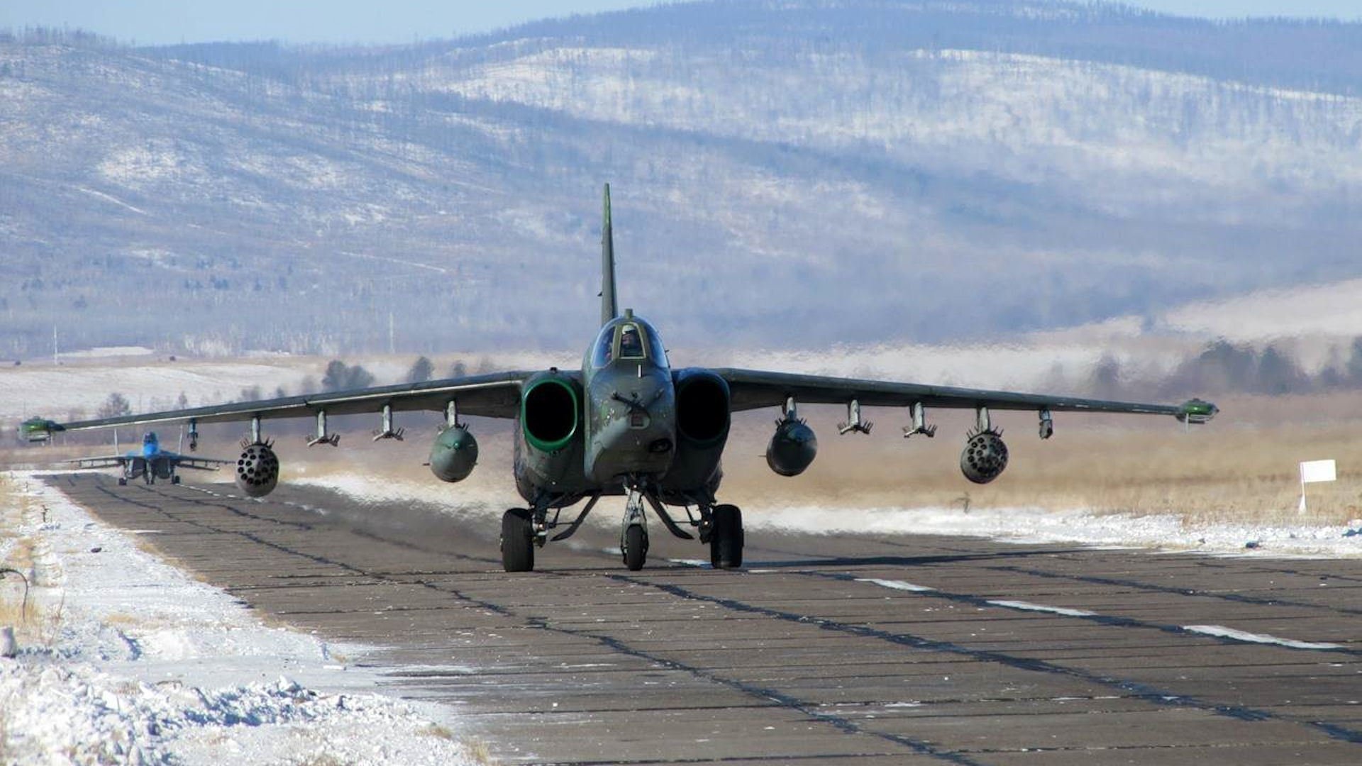 su-25 frogfoot torre mig-29 aeródromo