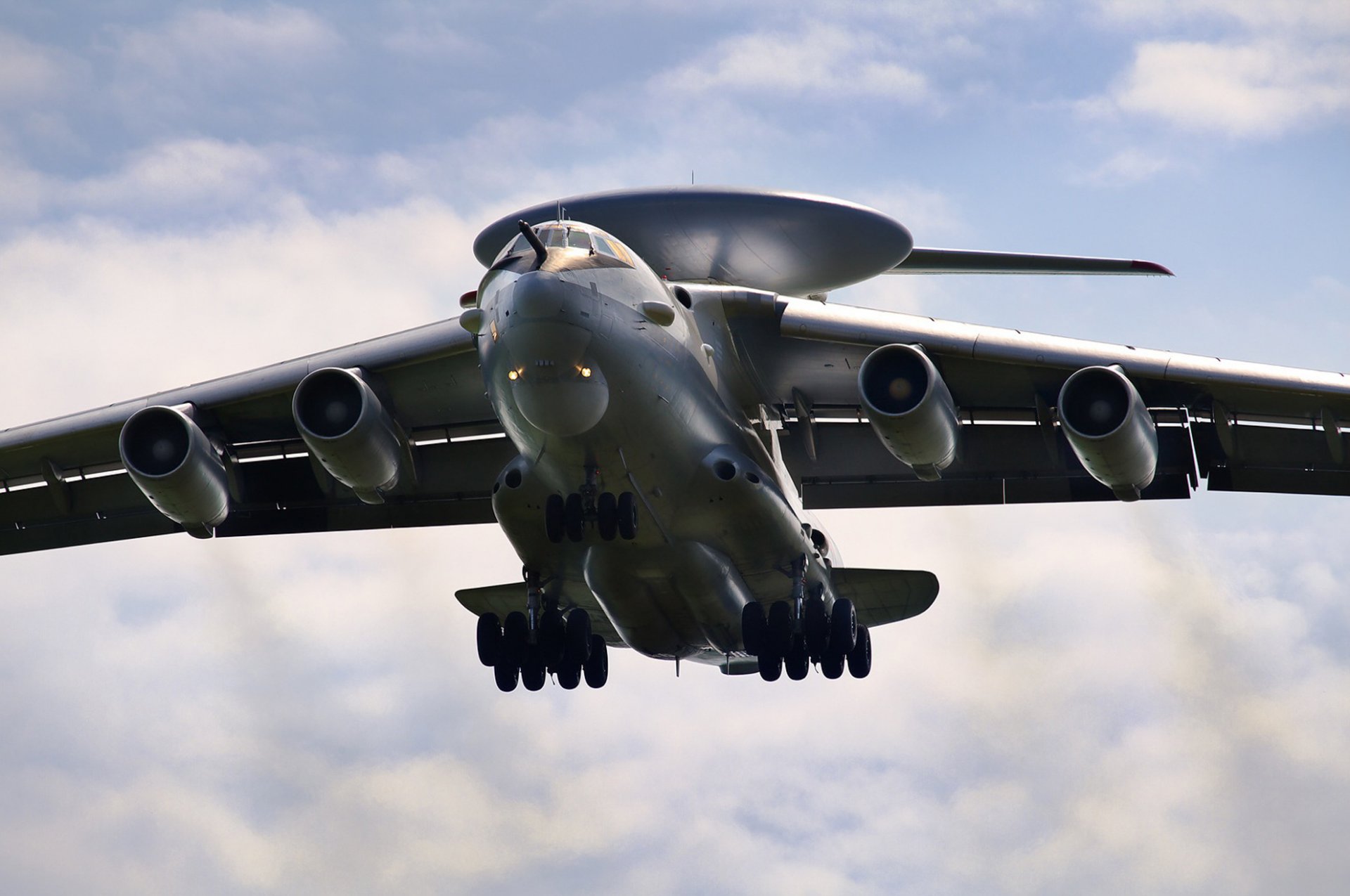 a-50 awl il-76