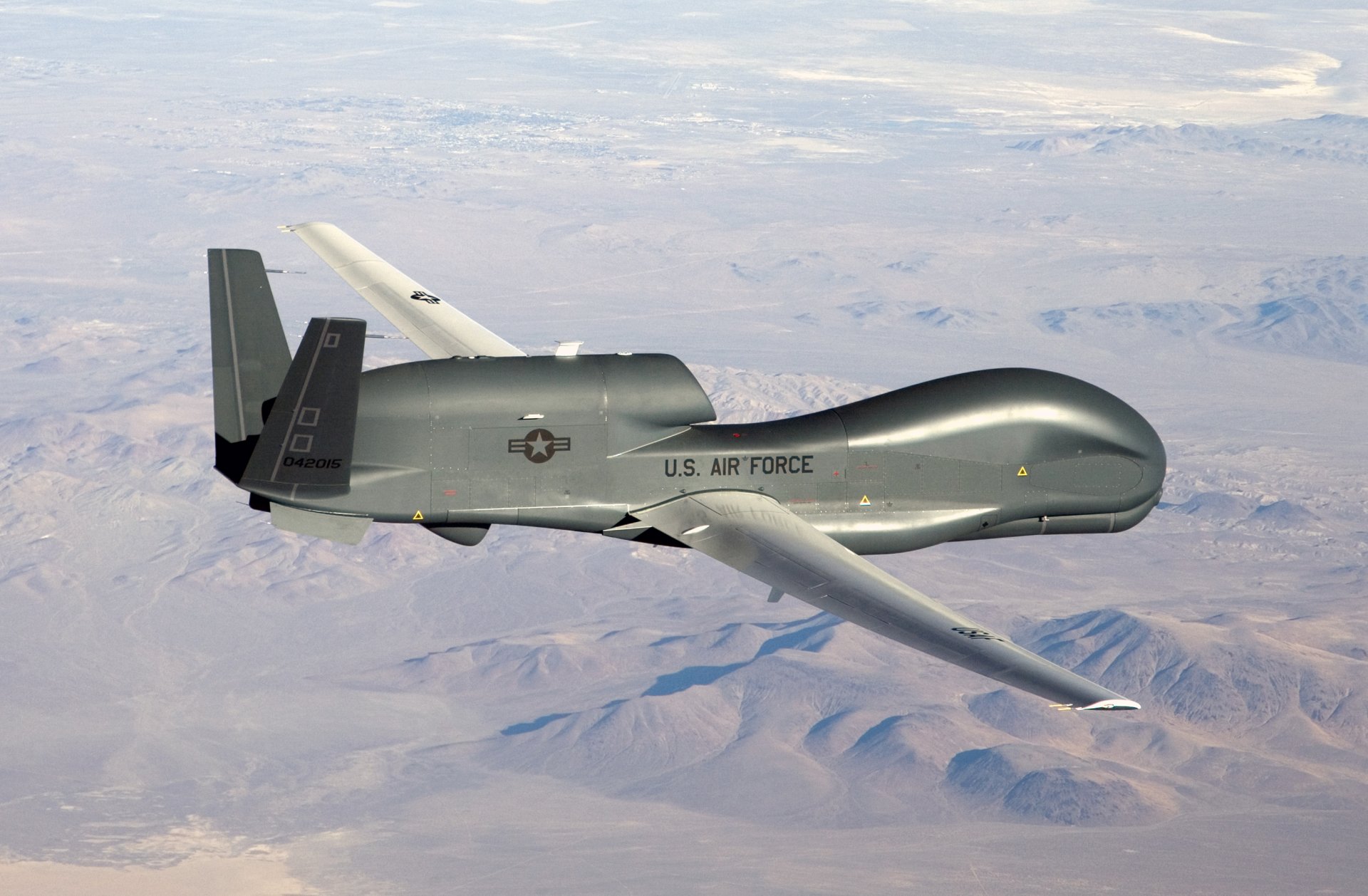 rq-4 global hawk uav strategic rezvedchik