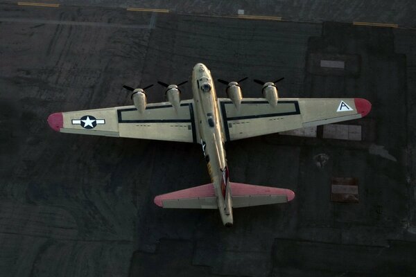 Bird s-eye view of the aircraft