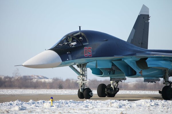 Foto del bombardiere su -34 vas della Russia