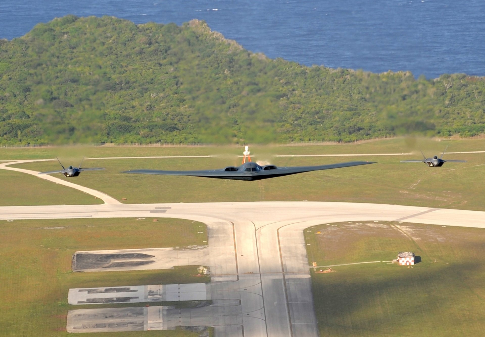 военный самолёт авиация нортроп b-2 дух малозаметный стратегический бомбардировщик невидимка истребители обои