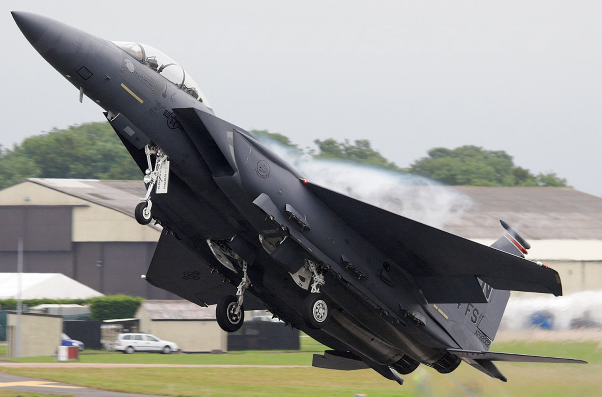 f-15 caza despegue