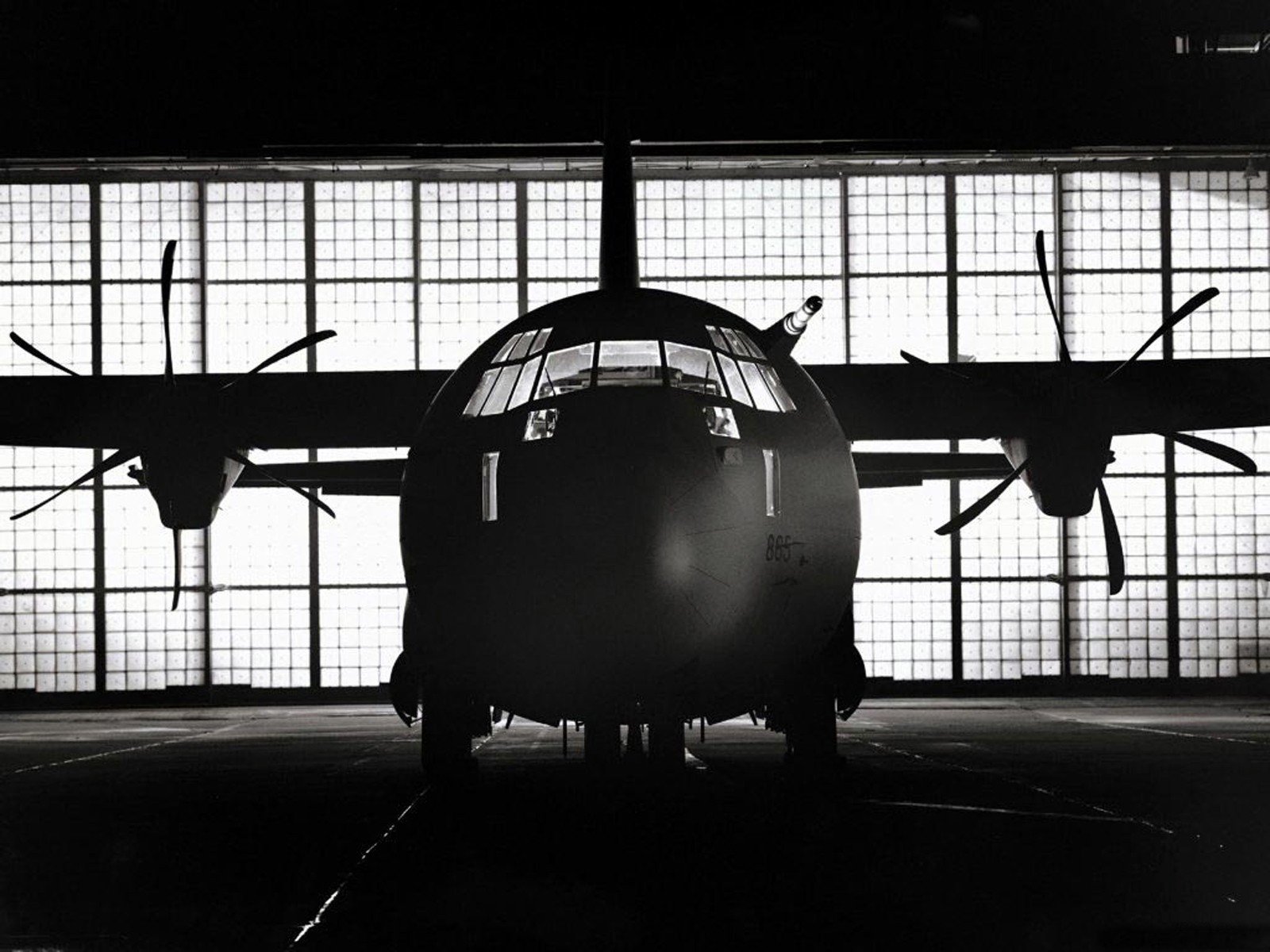 plane black and white propeller