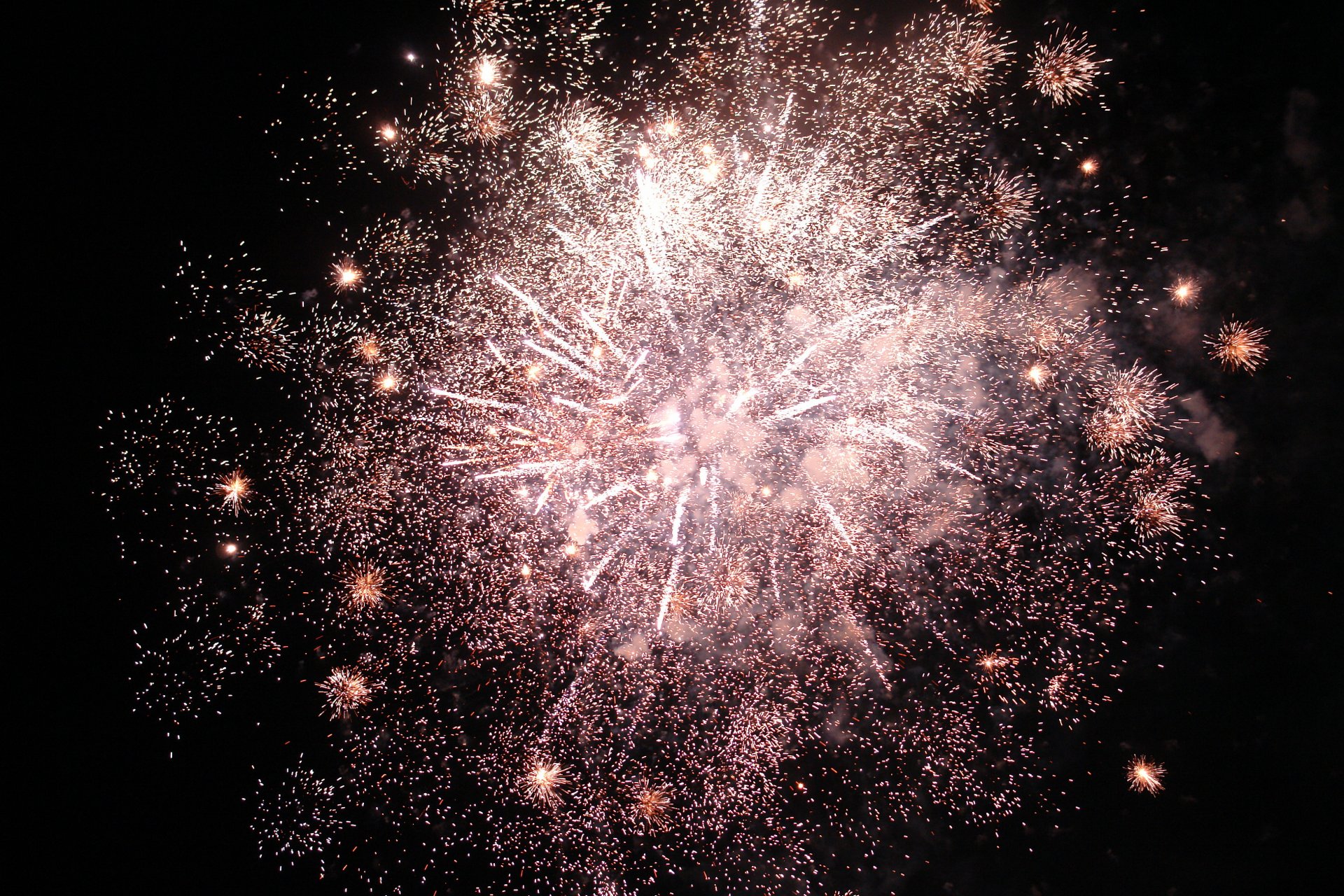 feux d artifice salut vacances lumières ciel nuit