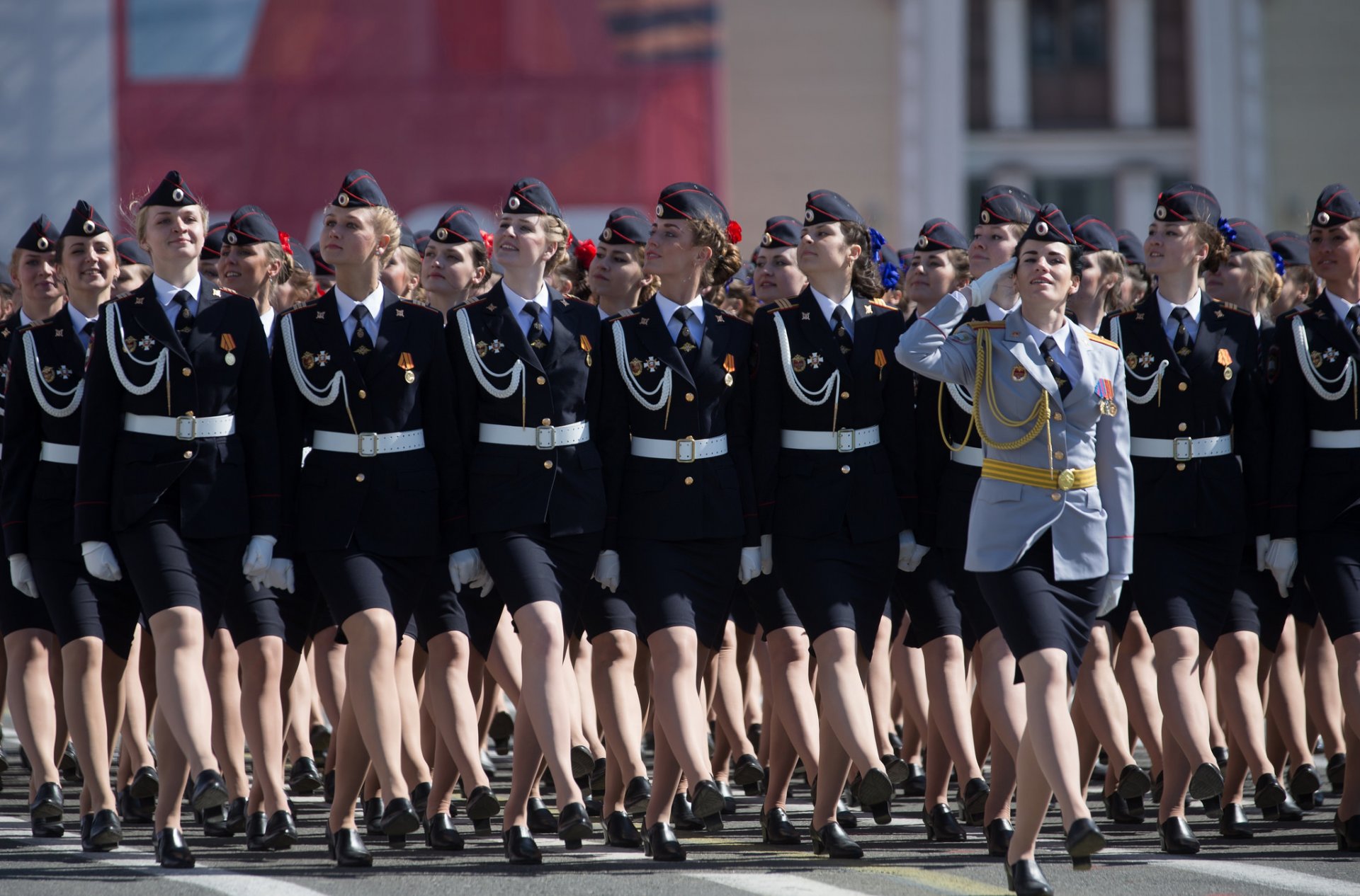 ragazze giorno della vittoria festa piazza rossa parata