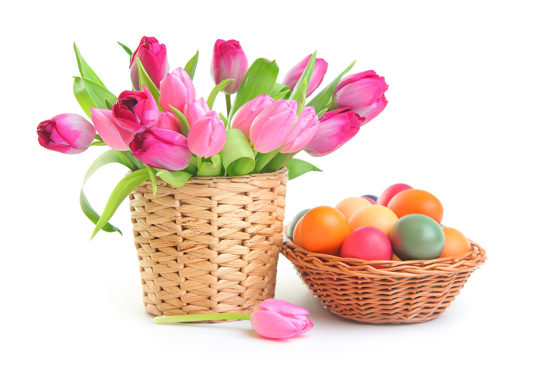 pasqua primavera cesto mazzo fiori tulipani uova