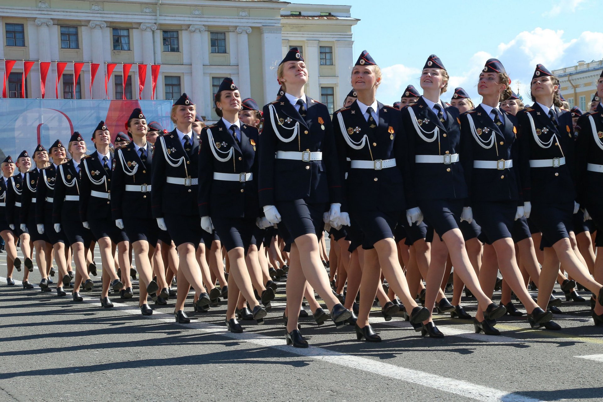 dziewczyny dzień zwycięstwa święto plac czerwony parada mundur