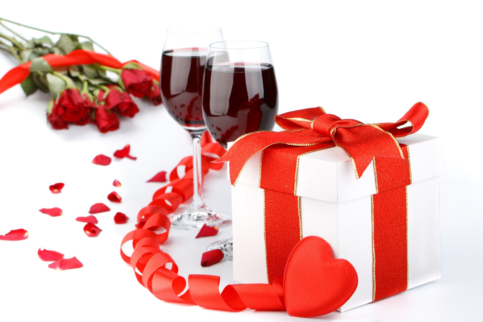 holidays wine valentine s day glasses gifts heart belt food photo