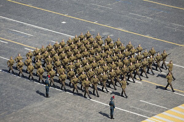 Victory parade. March of soldiers