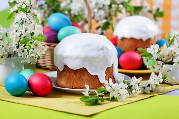 Easter cake in white glaze with eggs