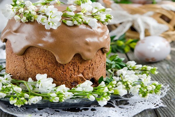 Osterkuchen. Helles Ostern