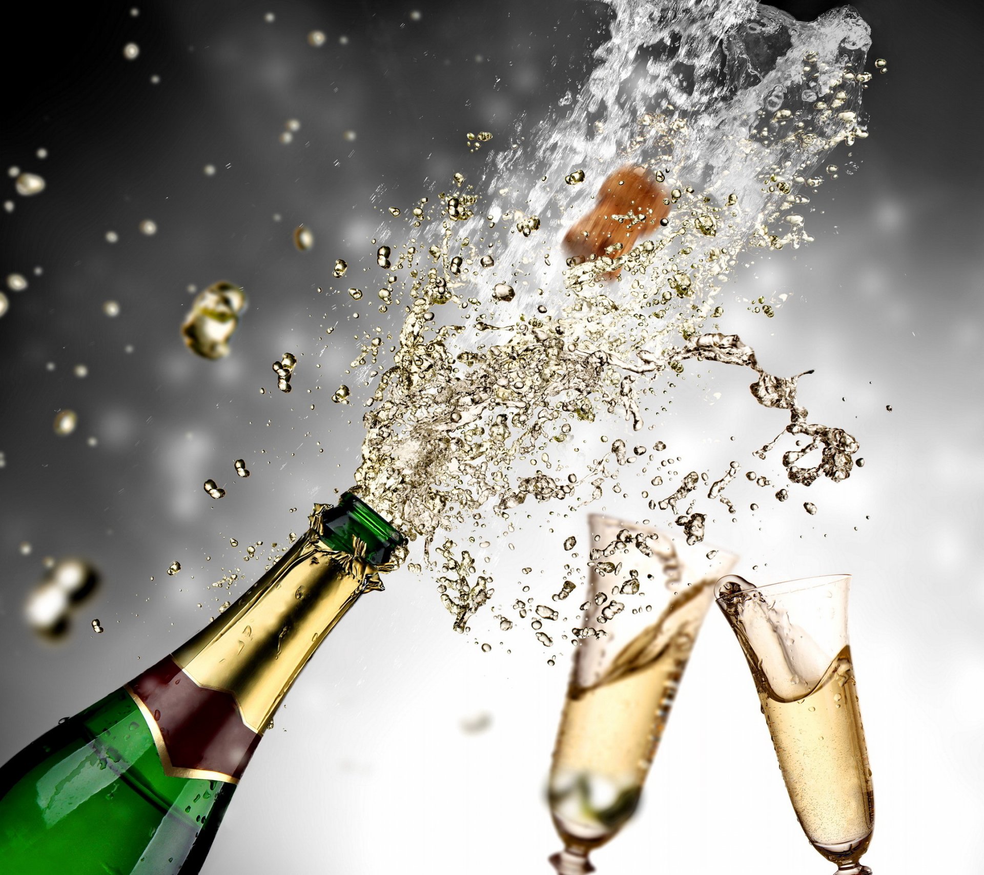 champagne glass splash spray glasse
