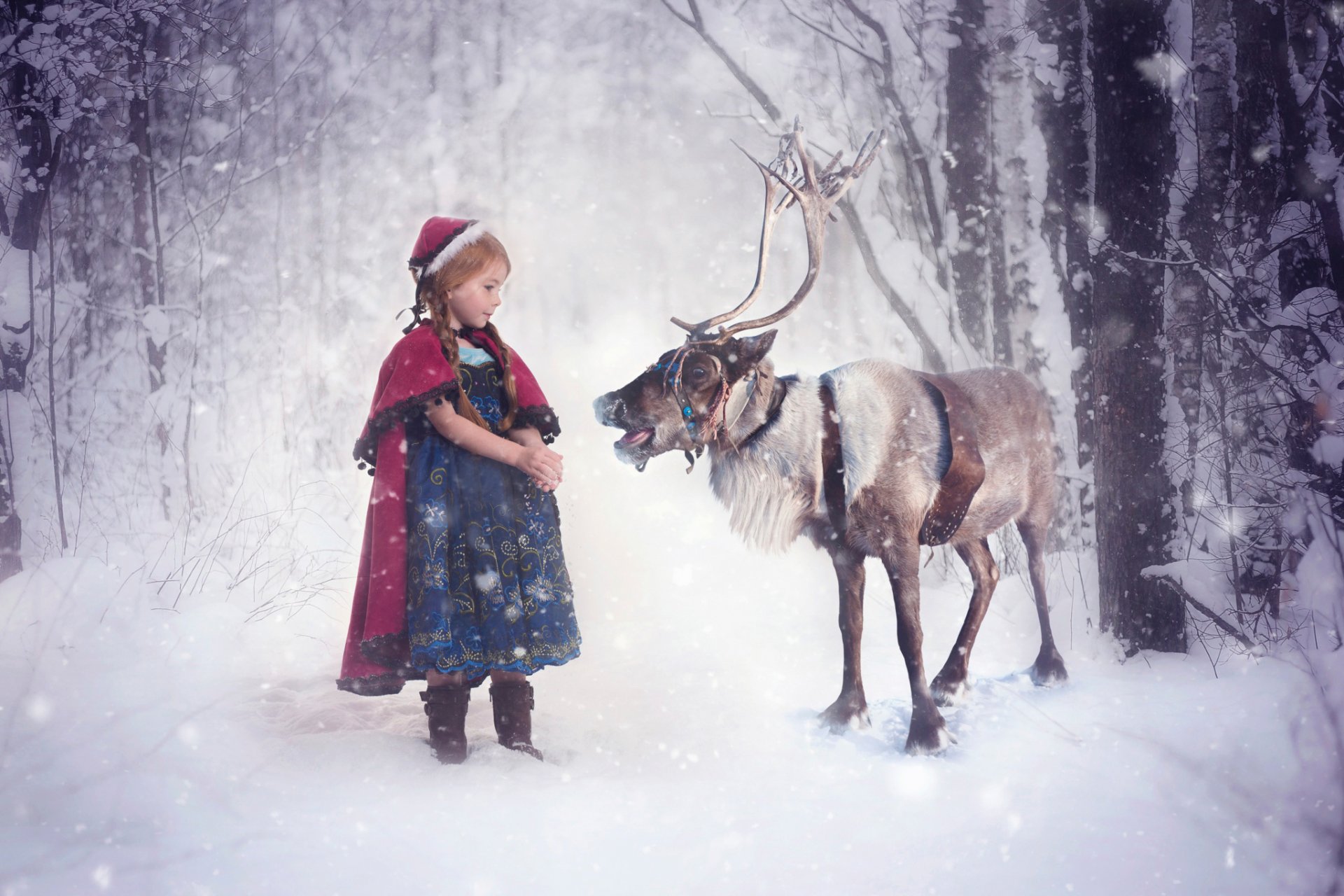 holiday anna and sven girl reindeer