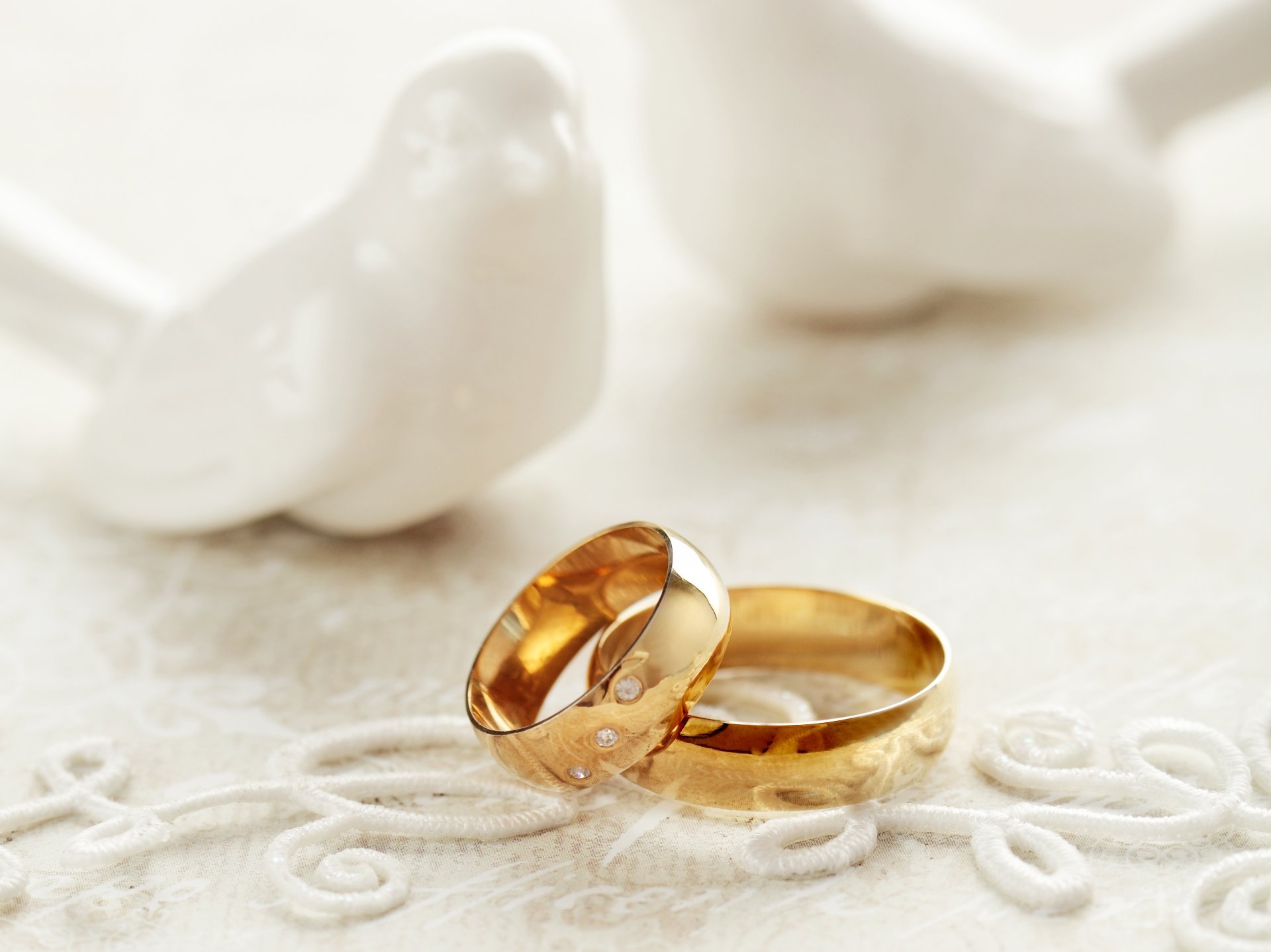 vacaciones boda anillos de boda palomas encaje vacaciones anillo de compromiso palomas encaje