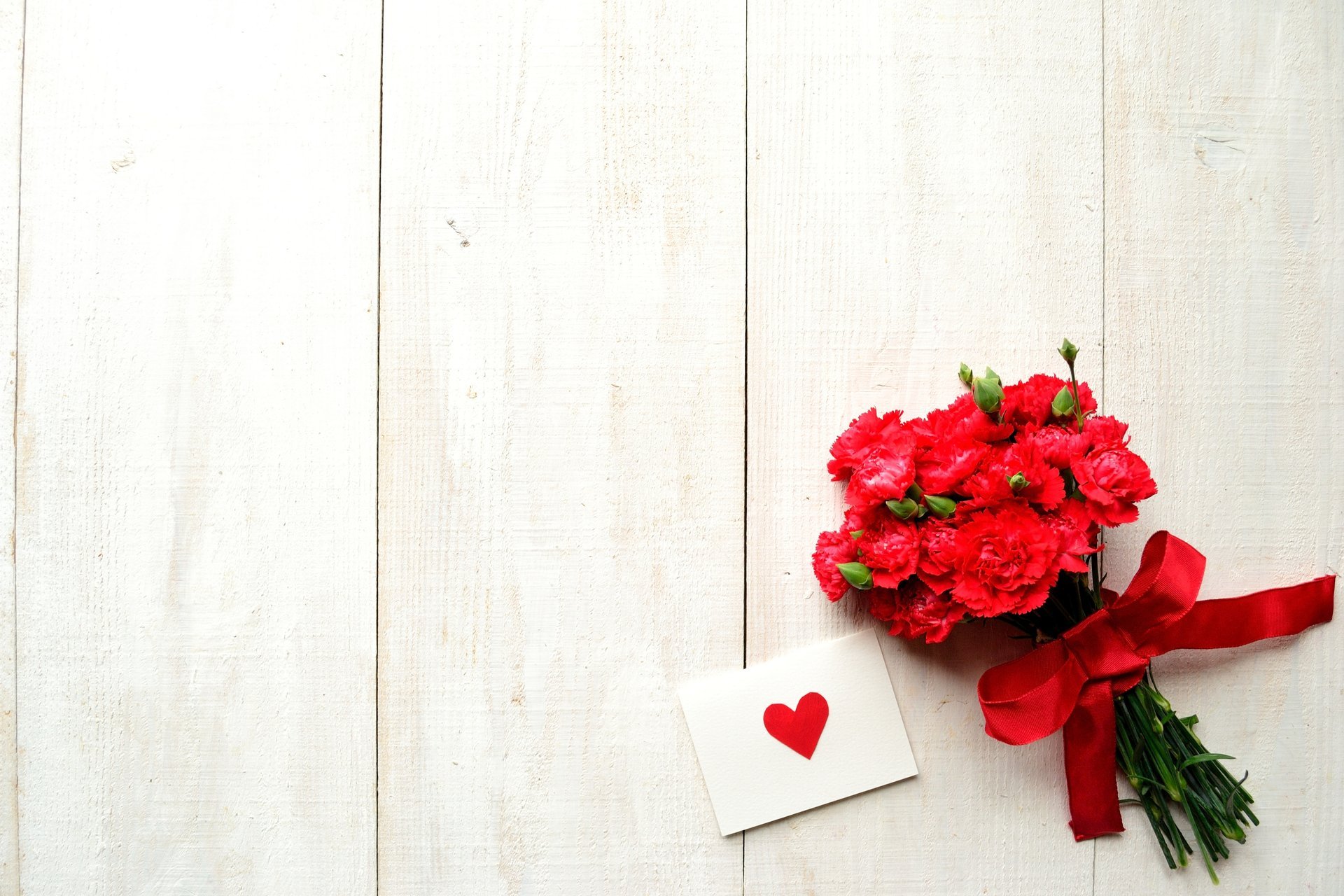 fleurs oeillets ruban arc carte postale coeur vacances saint valentin