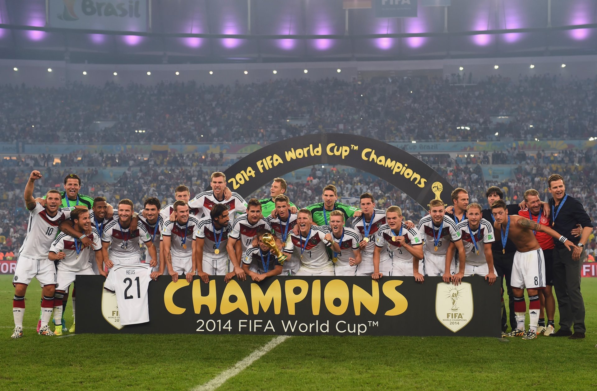 équipe d allemagne champions victoire coupe du monde football joie