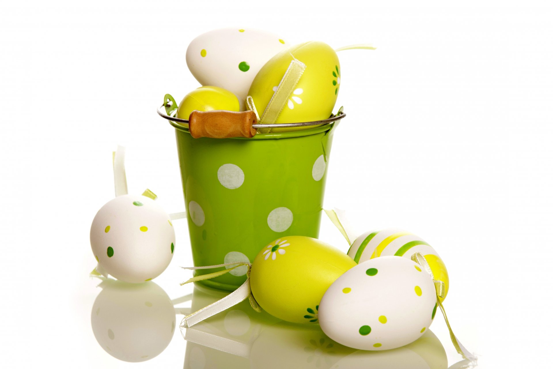 pâques oeufs teints