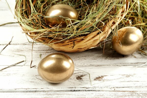 Pâques et ses oeufs de fête