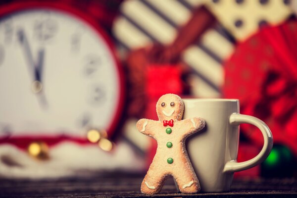 Tazza di Natale con biscotti carini