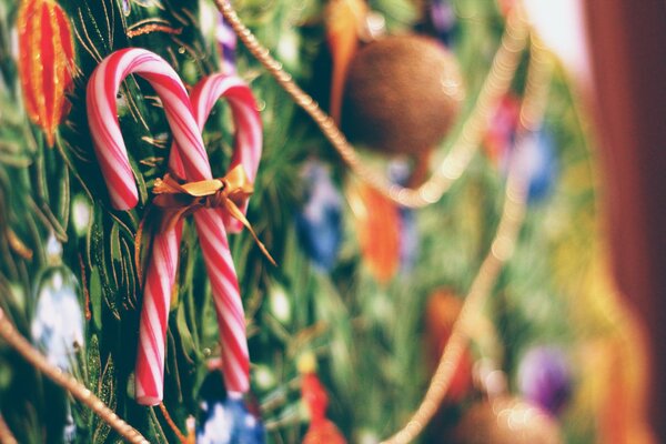 Piruletas de año nuevo. Símbolo de Navidad