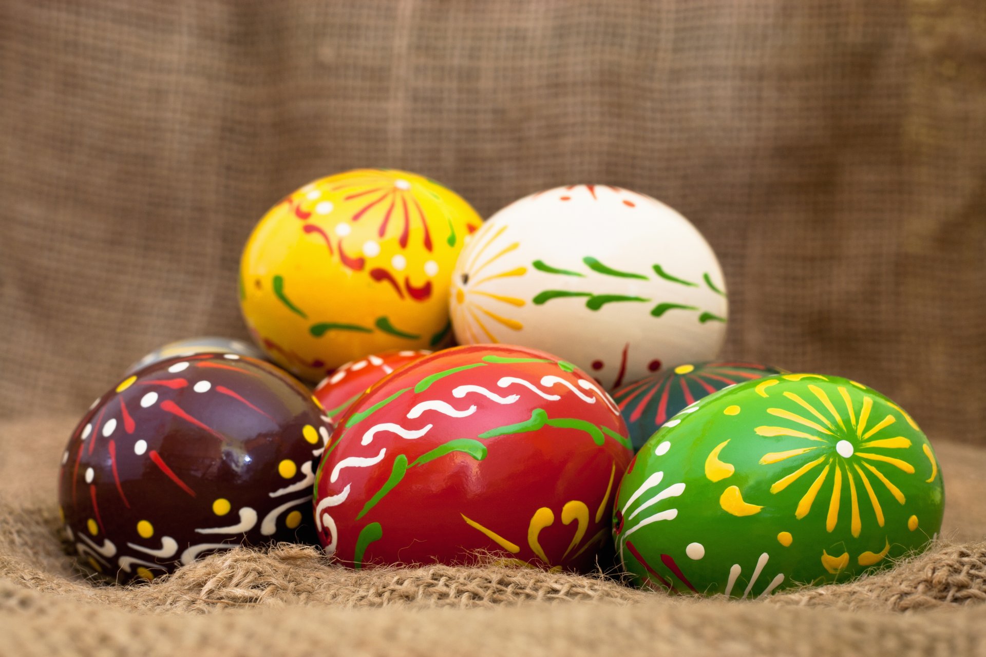 ostern eier färbungen sackleinen