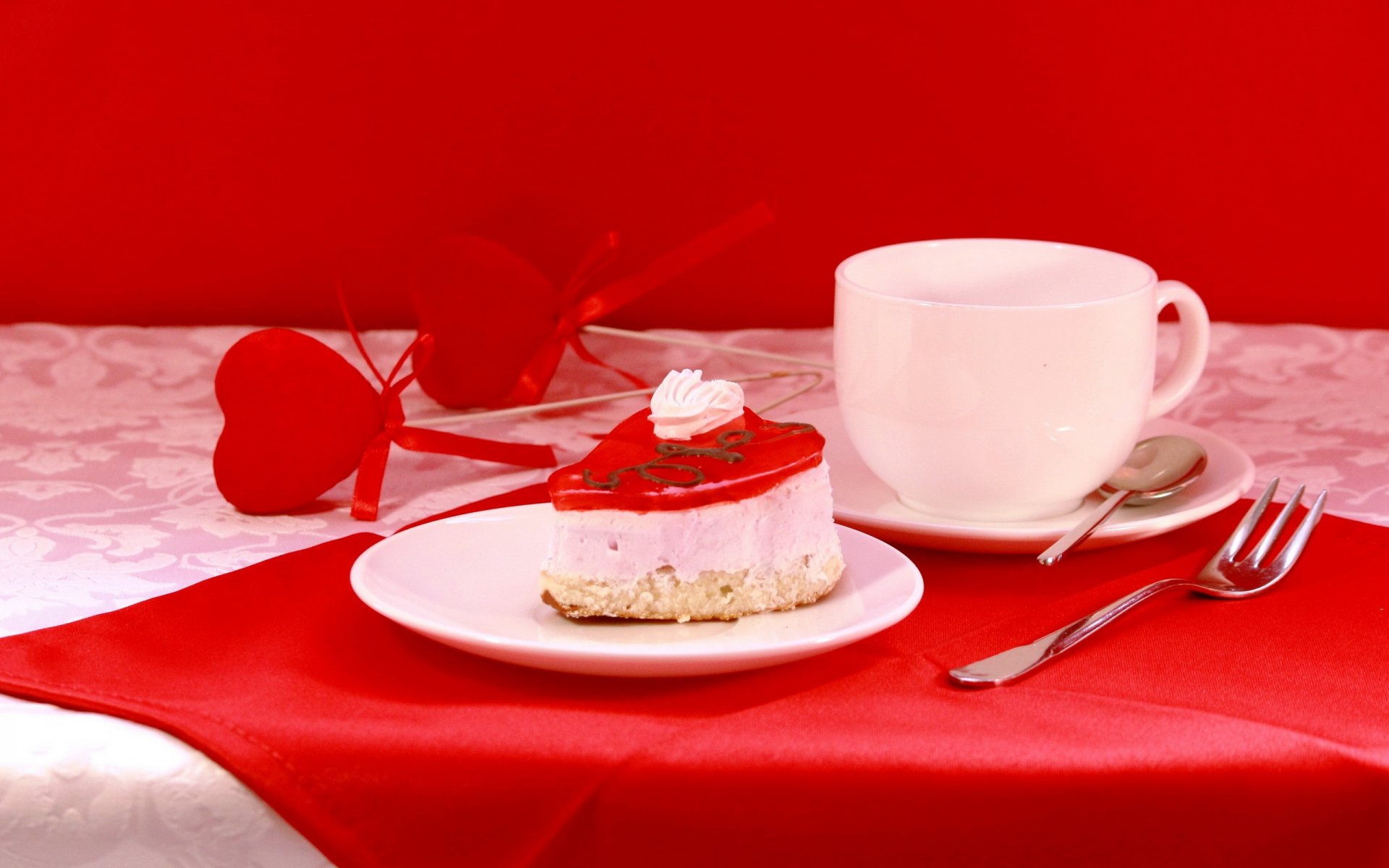 saint valentin accessoires valentine nature morte gâteau vaisselle vacances composition humeur petit déjeuner