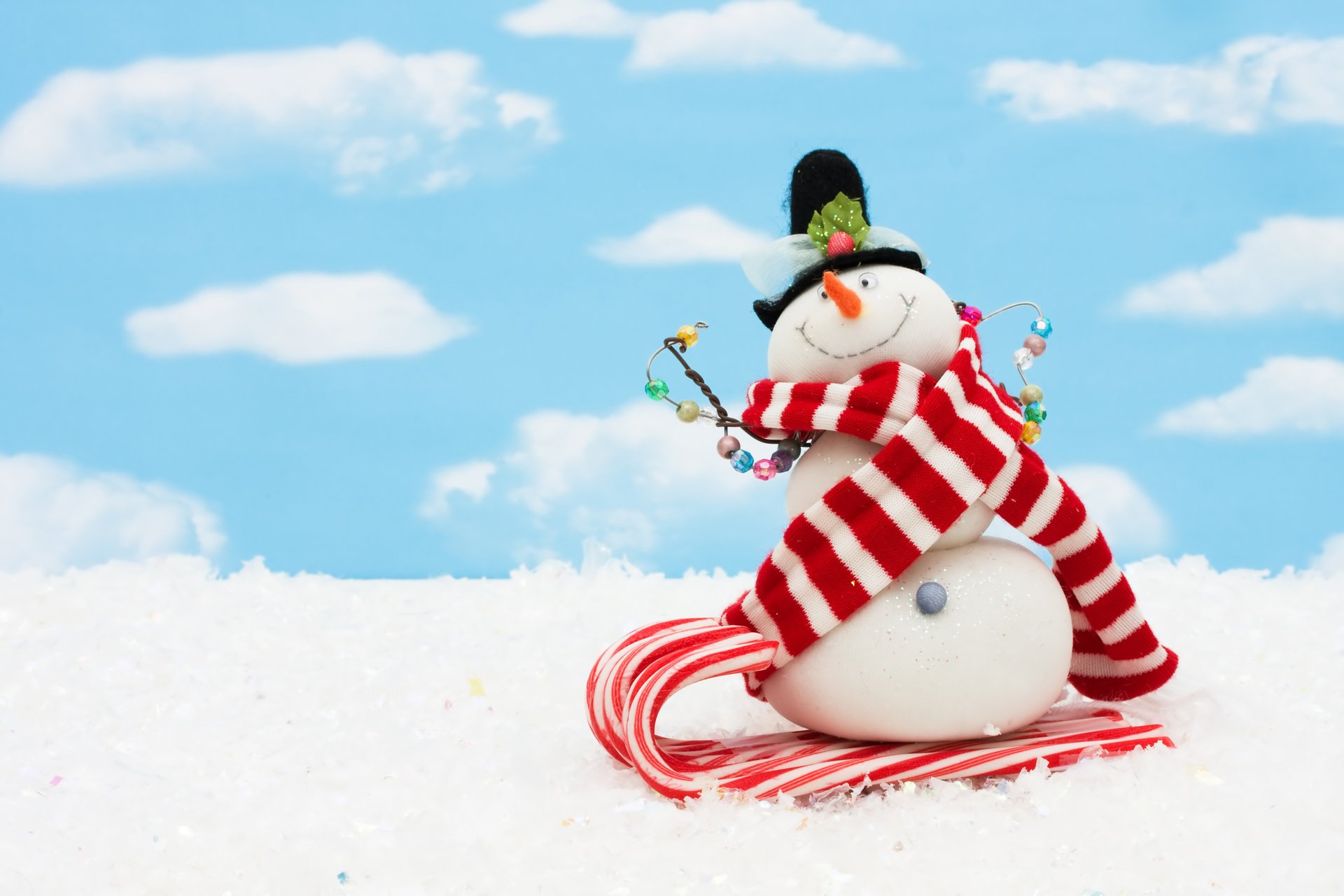 vacaciones año nuevo navidad cielo nubes nieve bufanda muñeco de nieve