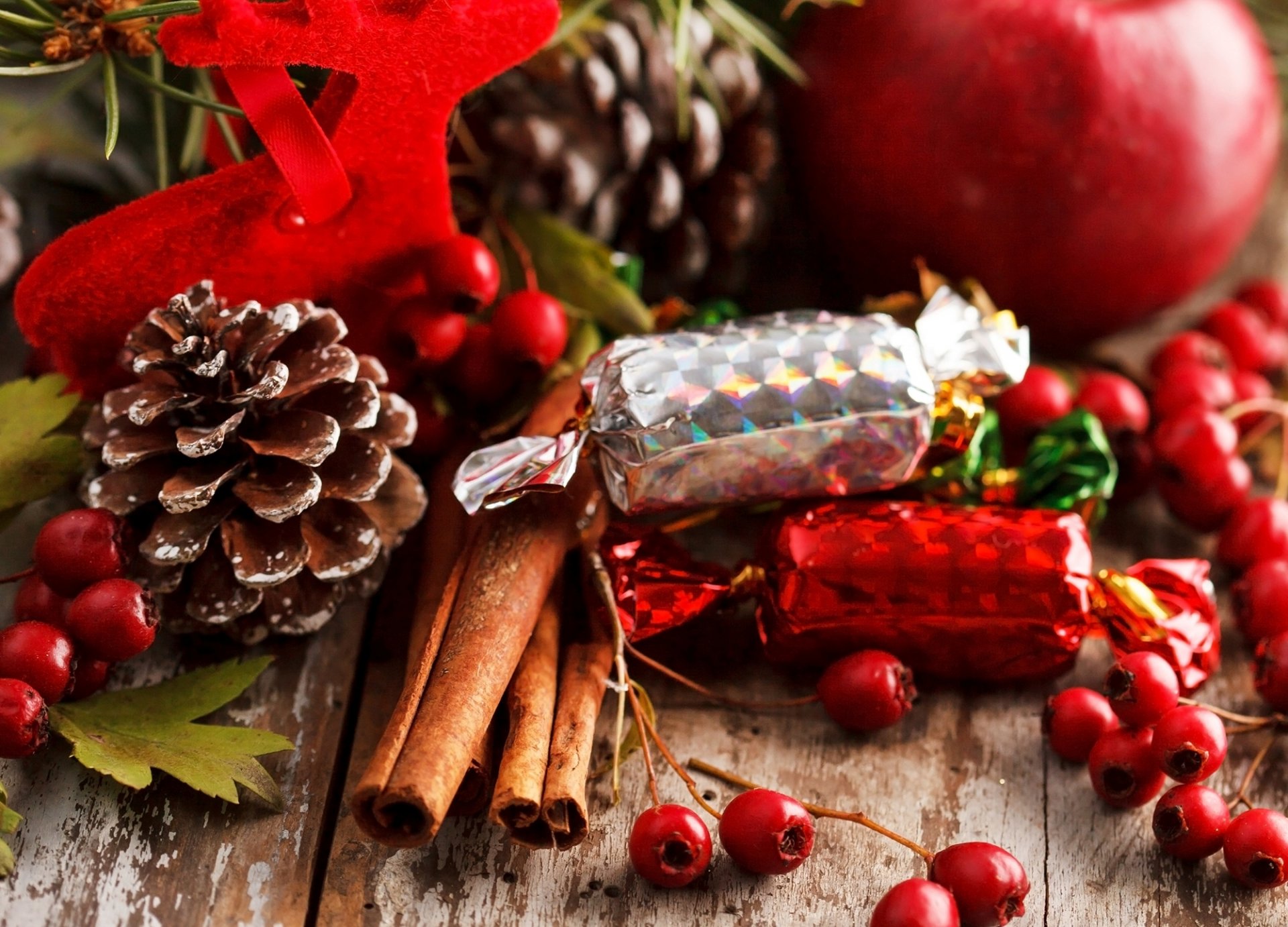 canela palitos conos dulces bayas rojos manzana comida dulces vacaciones navidad año nuevo