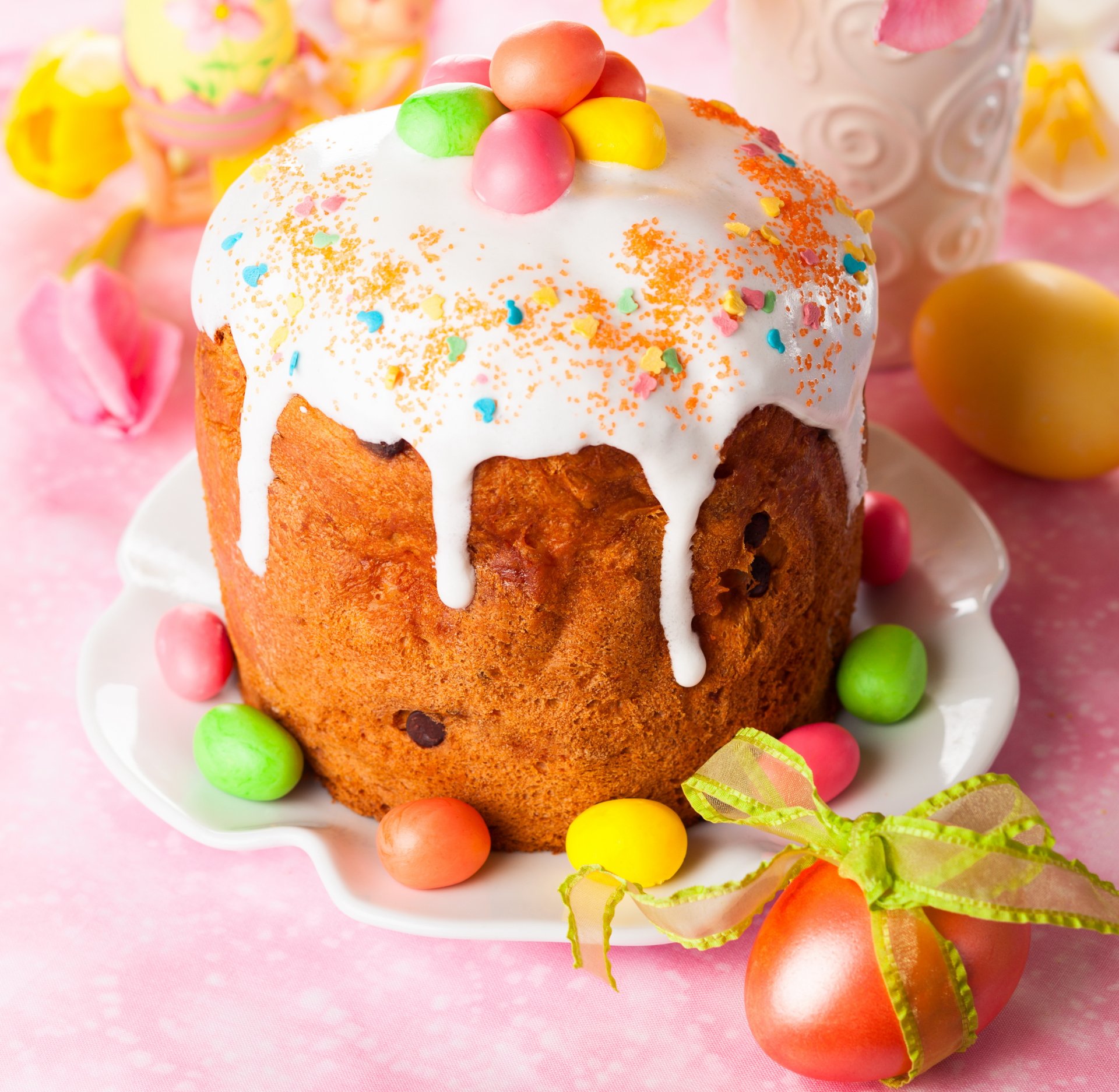 holiday easter cake egg