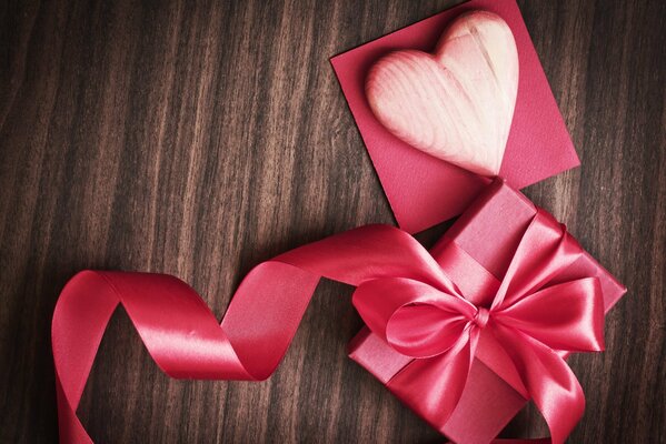 Geschenk-Box zum Valentinstag