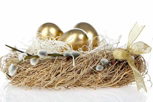 Golden eggs in the Easter nest