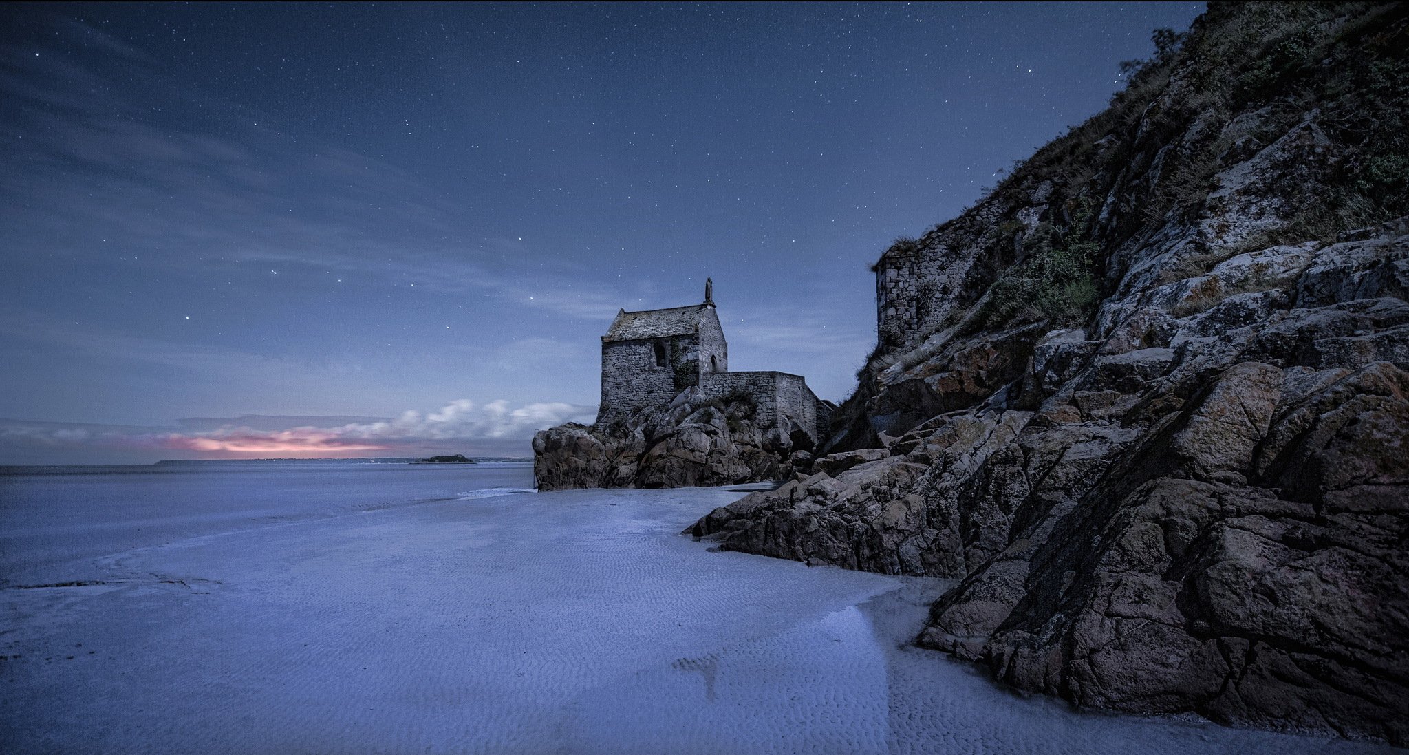 noche cielo estrellas costa mar marea baja