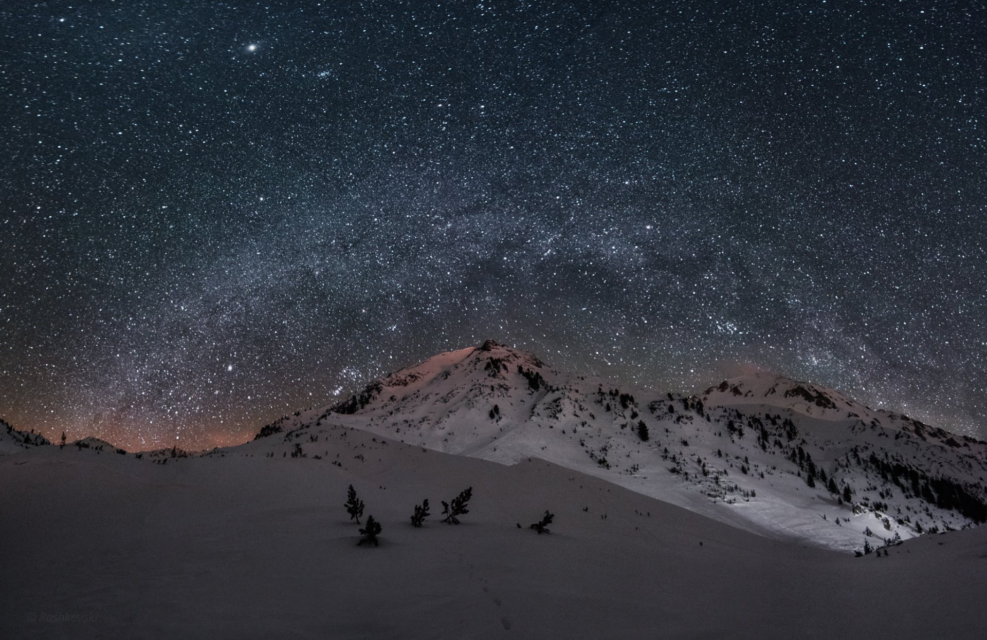 mountain snow night sky star milky way