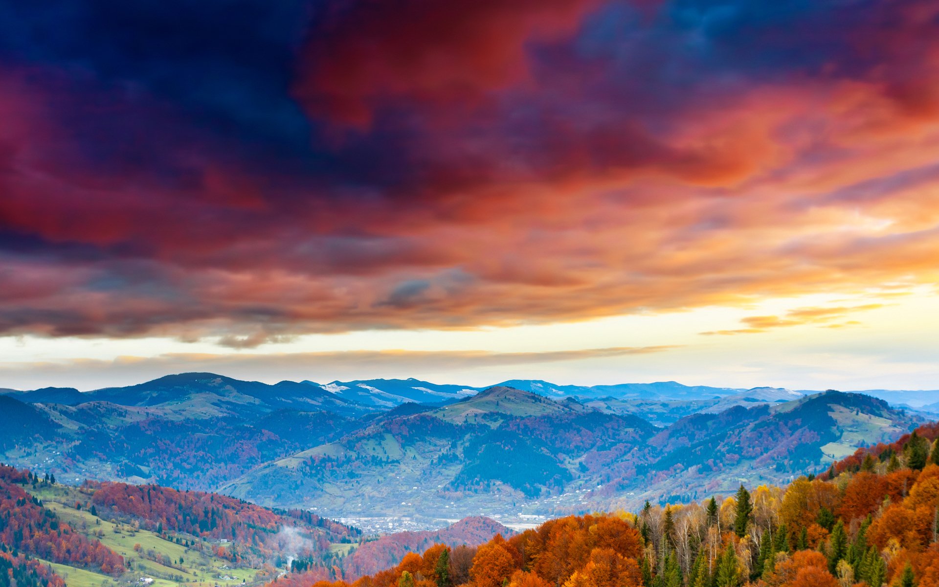 cielo nuvole montagne foresta alberi autunno