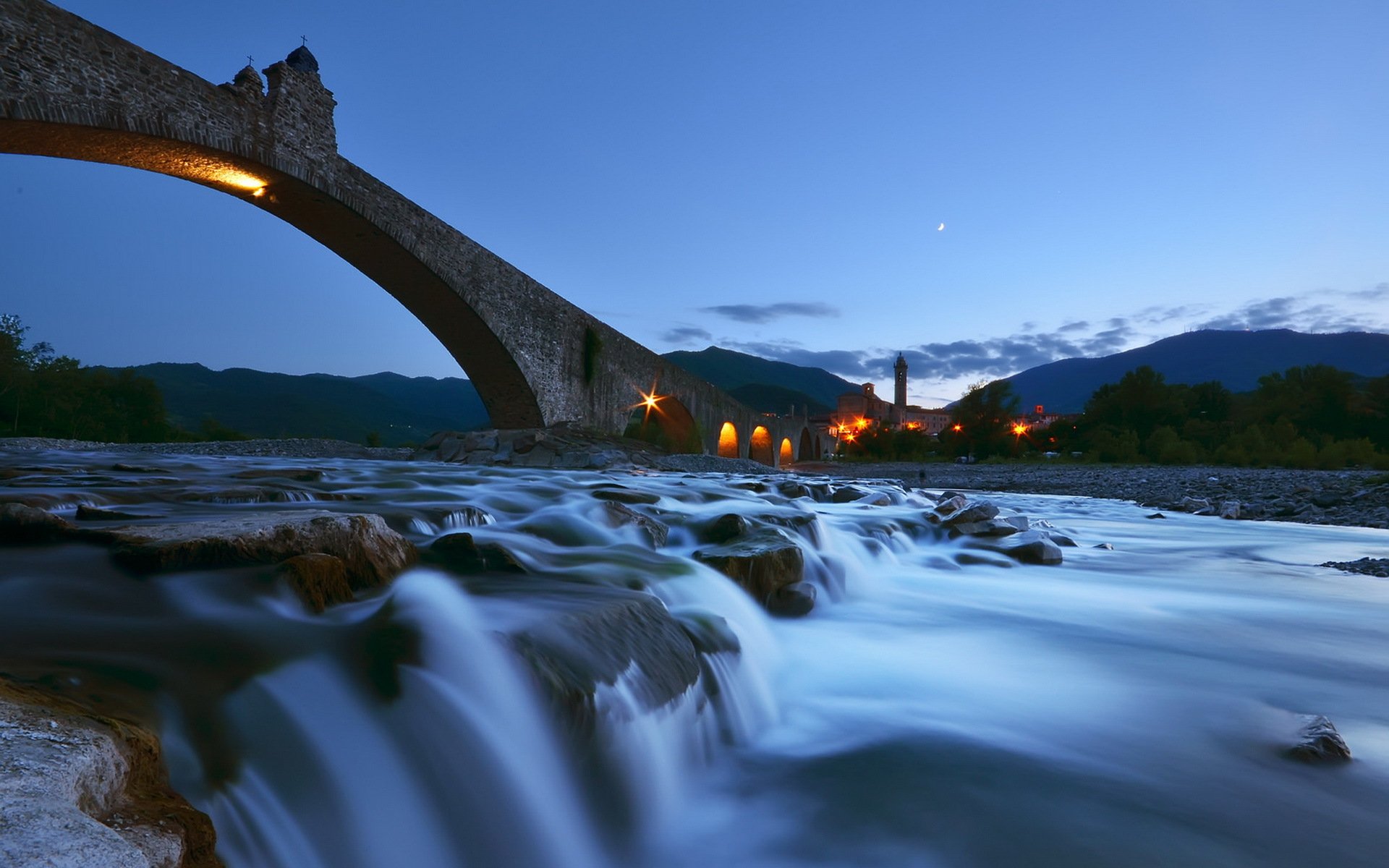 ponte del diavolo river bridge night landscape