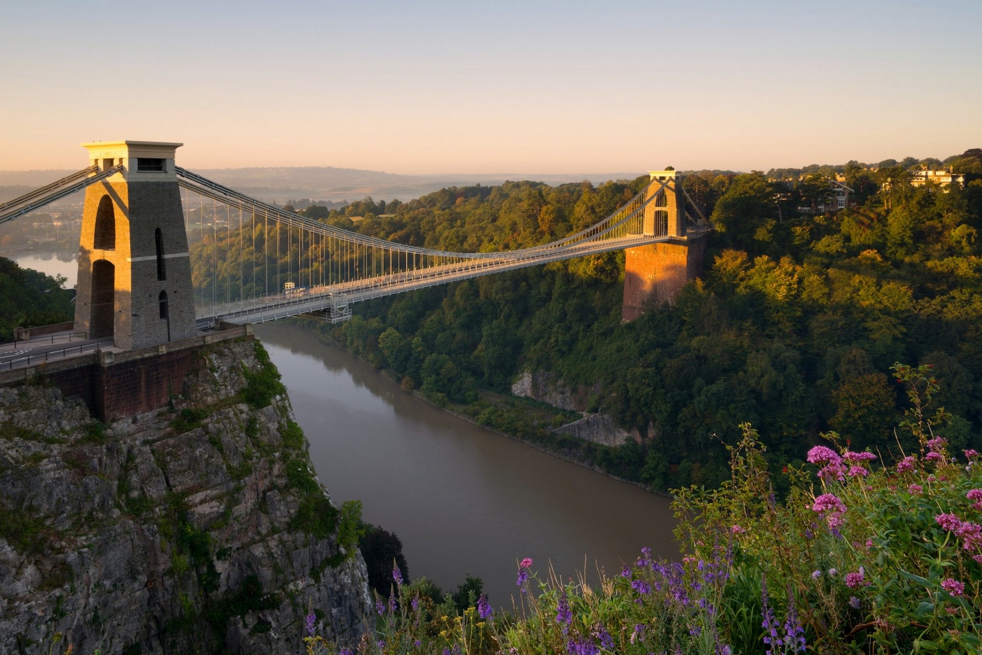 most wiszący clifton avon gorge clifton bristol anglia rzeka avon most clifton wąwóz avon most rzeka kwiaty panorama